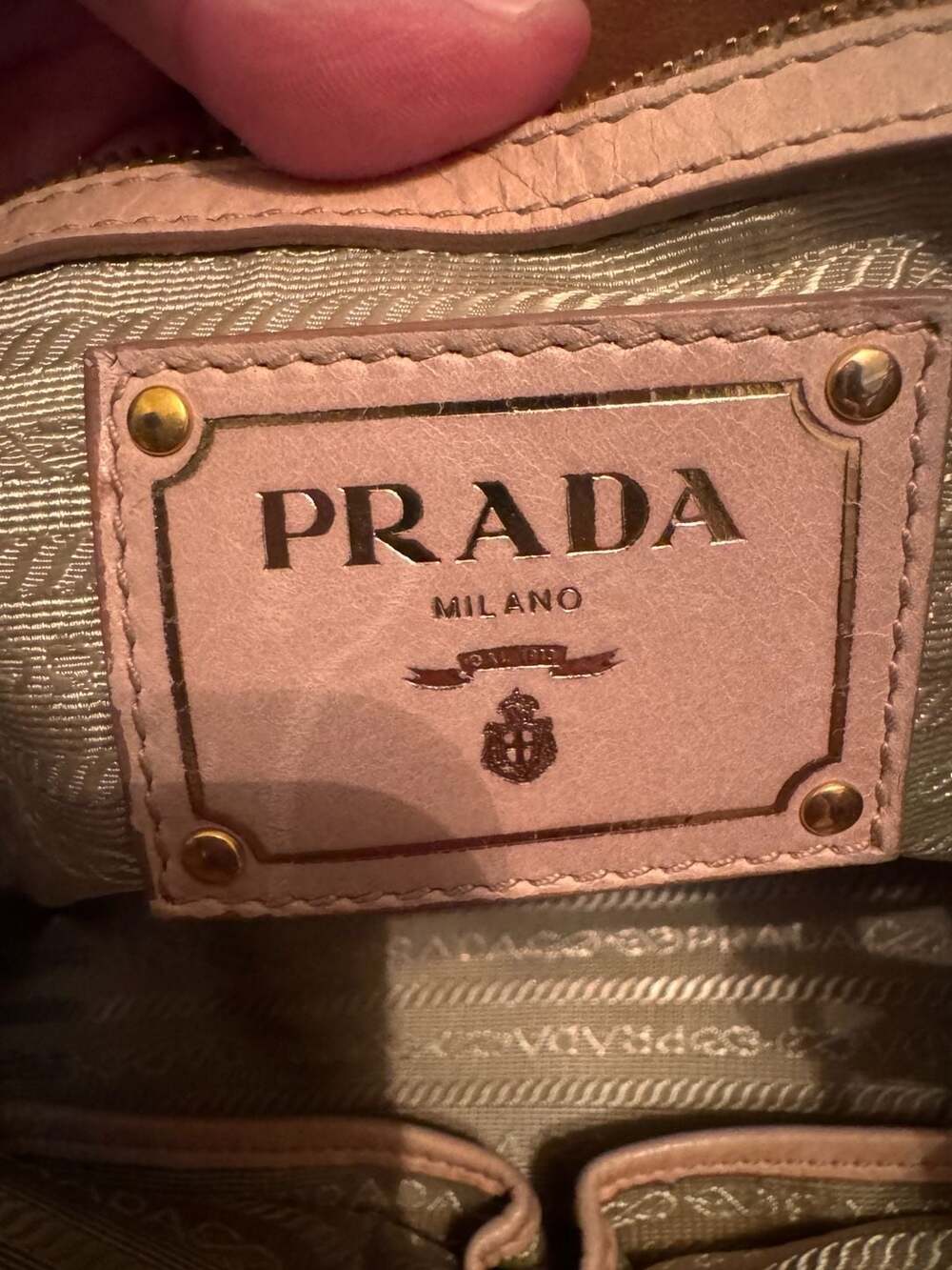 Prada Vitello Shine Leather Shoulder Bag Pink - Picture 3 of 15